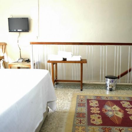 Lades Hotel Silifke Bagian luar foto