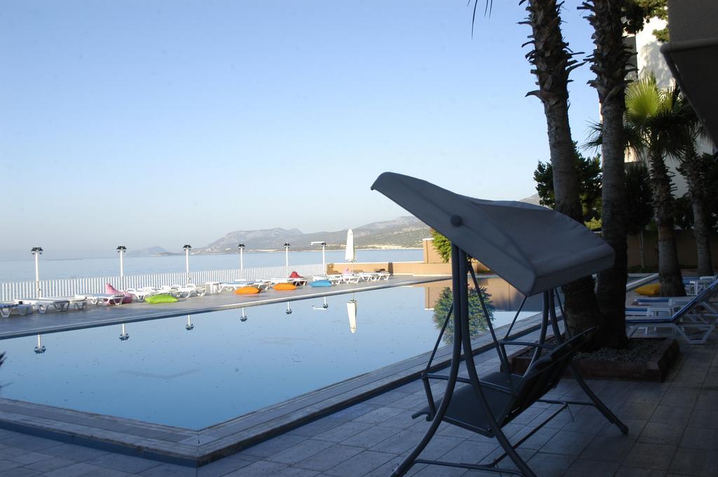 Lades Hotel Silifke Bagian luar foto