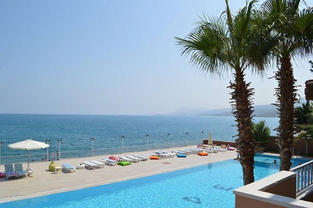 Lades Hotel Silifke Bagian luar foto