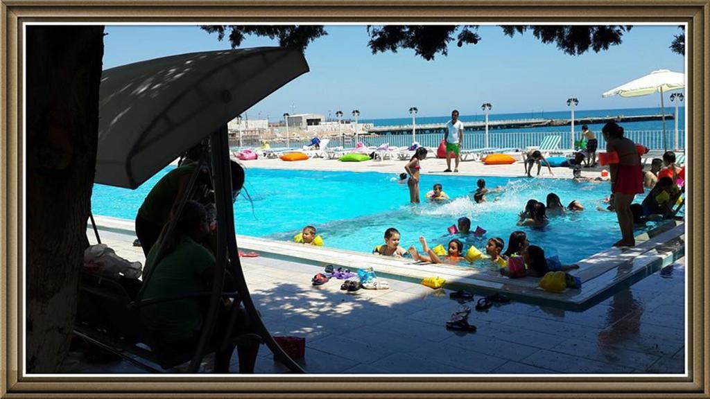 Lades Hotel Silifke Bagian luar foto